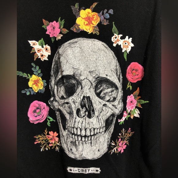 Obey Skull T-shirt - Picture 4 of 4